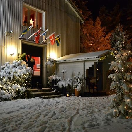 Soedra Bergets Vandrarhem Sundsvall Extérieur photo